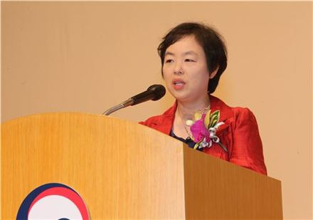 황수경 신임 통계청장이 13일 정부대전청사에서 열린 취임식에서 취임사를 밝히고 있다.
