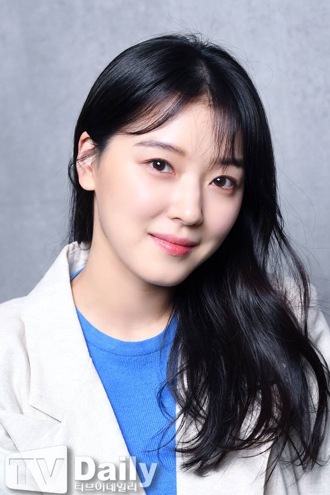 내 아이디는 강남미인 조우리