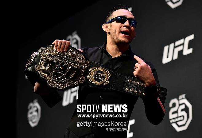 ▲ '엘쿠쿠이' 토니 퍼거슨(사진)도 UFC 229에 나선다. 퍼거슨은 오는 7일(한국 시간) 이 대회 코메인이벤트에서 앤서니 페티스와 주먹을 맞댄다. 이 경기는 스포티비 온과 스포티비 나우(www.spotvnow.co.kr)에서 시청할 수 있다.