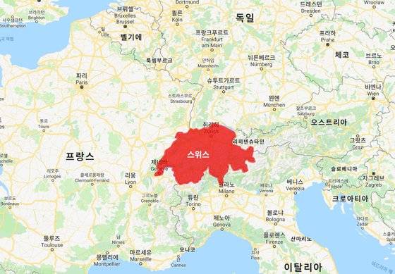 스위스는 영국, 프랑스, 독일, 이탈리아 사이에 있다. 이웃 나라들과 지속해서 우호적인 관계를 유지하기 위해 어느 한 편의 동맹이 되는 것을 피했다. [사진 구글 지도 캡쳐]