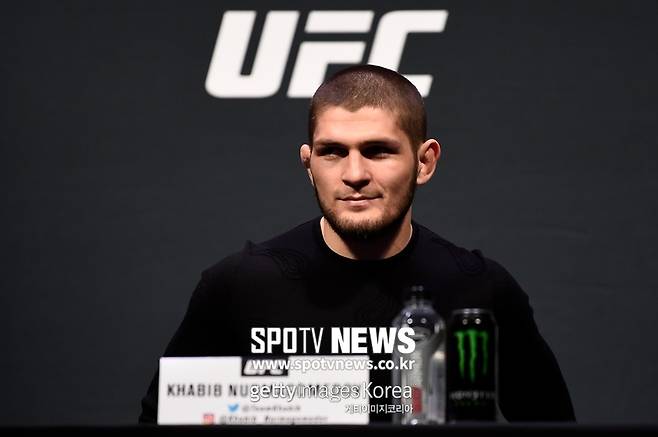 ▲ 하빕 누르마고메도프는 6개월 전 버스 난동 사건이 '조작된 활극'이었을 가능성이 농후하다고 주장했다.