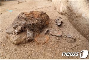 장수군 장수읍 동촌리 가야고분에서 발굴된 화살통.(장수군제공)2018.10.24/뉴스1© News1