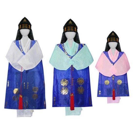 조선시대 양반 미혼남성을 뜻하던 '도령'들이 입던 복장 모습. 미혼인 시동생을 뜻하는 '도련님'은 흔히 도령의 존칭어로 알려져있으나, 어원은 사실 정확히 알려져있지 않으며 여러 설들이 존재한다.(사진=옥션)