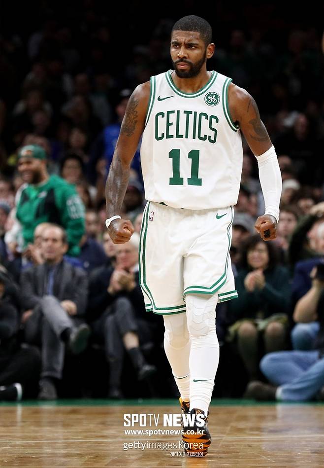 ▲ 카이리 어빙이 화를 참지 못했다.