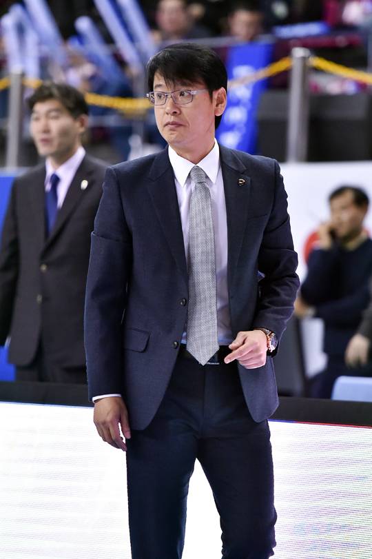 [벤치명암] 임근배 감독 