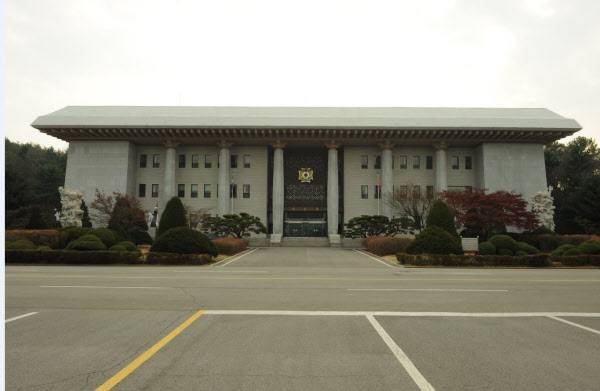 육군사관학교 본부 건물. 국회의사당을 설계한 고(故) 이광노 건축가의 작품이다. /육군사관학교 제공