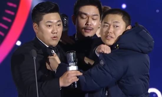 유튜브 '거제폭격기 [김영환]' 캡처