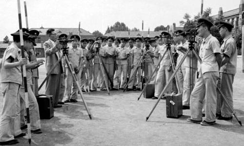 (서울=연합뉴스) 1958년 경서중학교 학생들[국가기록원 제공]