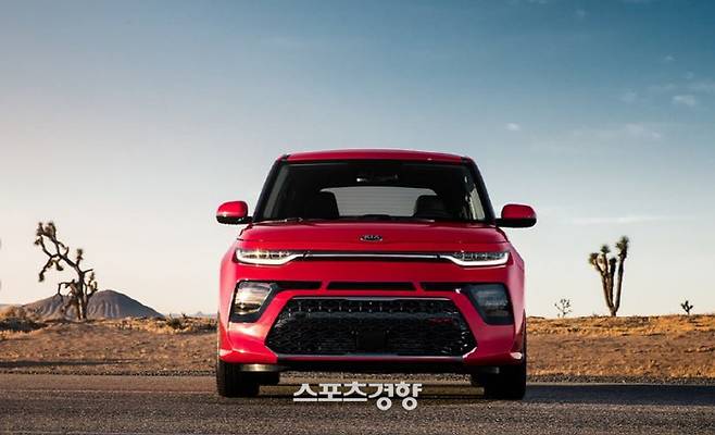 기아차 3세대 쏘울 부스터 전면부.