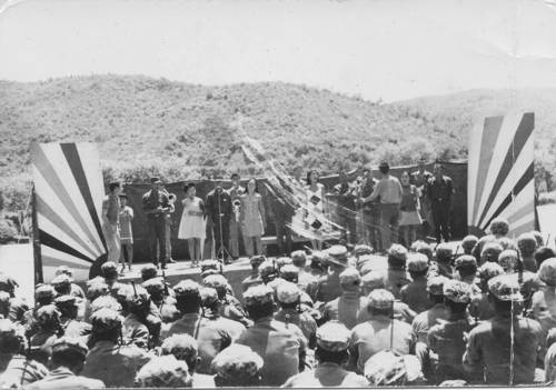 부평 미군기지에서 공연하는 한국 뮤지션들 [뮤지션 강오식씨 제공]