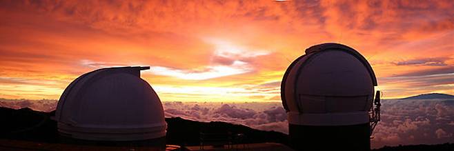 미 하와이제도 마우이섬의 할라에칼라산 해발 3000미터 정상에 설치된 천문대. 하와이대 제공