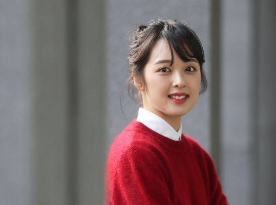 환하게 웃고 있는 김보라. 뉴시스