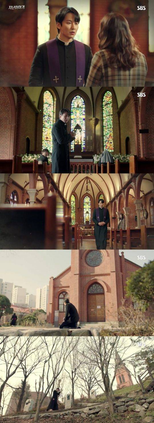 SBS 드라마 ‘열혈사제’의한 장면. 약현성당 내부(맨위), 본당 앞 마당,&nbsp; 기도동산이다.