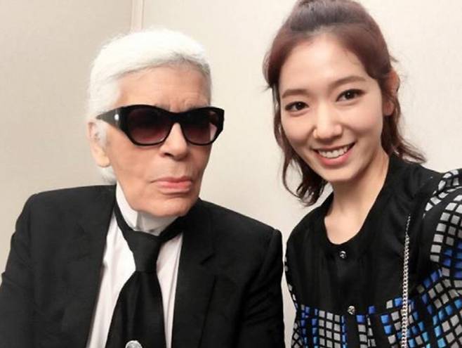 칼 라거펠트와 박신혜. 박신혜 인스타그램