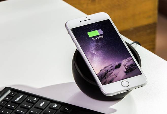 프리디 플렉스 고속 무선 충전기