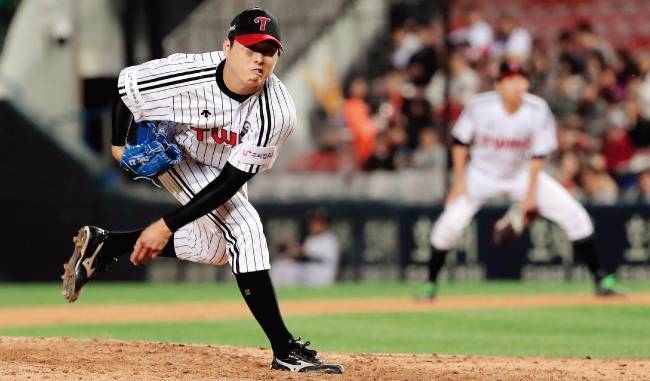 카지노 출입으로 엄중 경고 처분을 받은 LG 트윈스 투스 LD 차우찬. [뉴스1]