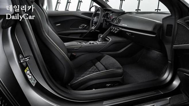 아우디, ′R8 디세니움′ 한정 에디션 (출처 아우디)