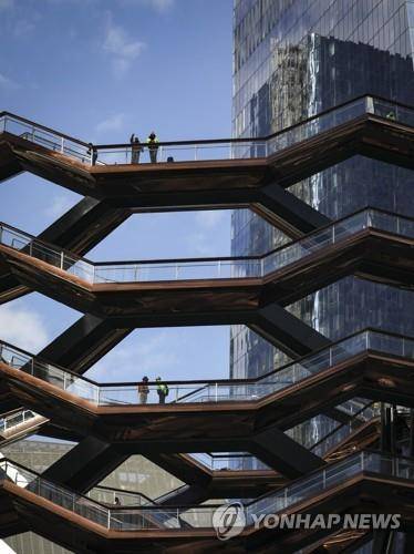 미 뉴욕에 들어설 복합공간 허드슨 야드의 부속시설 중 하나인 '베슬' [AFP=연합뉴스]