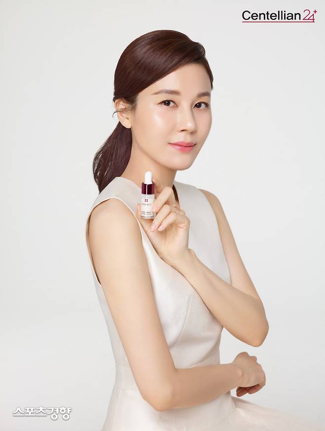 센텔리안24 모델 김하늘