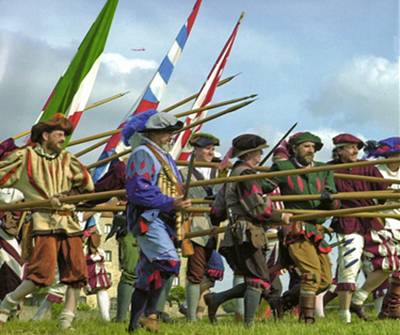 1525년 파비아 전투 재현 행사. 프랑스와 로마의 힘 대결이었던 이 전투에서 란츠크네히트는 로마 측에 고용되어 싸웠다. /출처= ⓒbattleofpavia.com