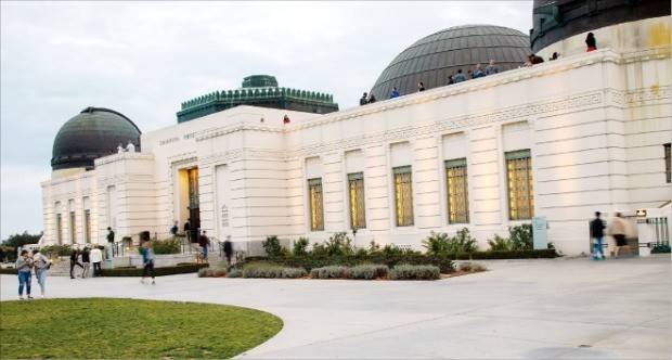 영화 라라랜드의 무대가 된 그리피스 천문대.