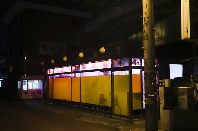 인천 미추홀구 숭의동 집창촌 '옐로하우스'. [중앙포토]