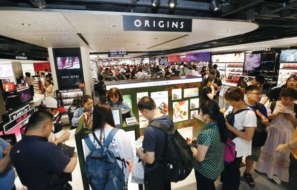 2017년 중국의 사드 보복에도 하나투어는 두 자릿수 매출 성장을 기록해 주목받았다. ⓒ 연합뉴스