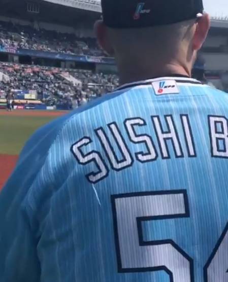 지바롯데 또 다른 외인타자 브랜드 레어드(사진)는 초밥매니아로서 스시보이라는 애칭을 택했다. 사진=지바롯데 구단 인스타그램 캡처