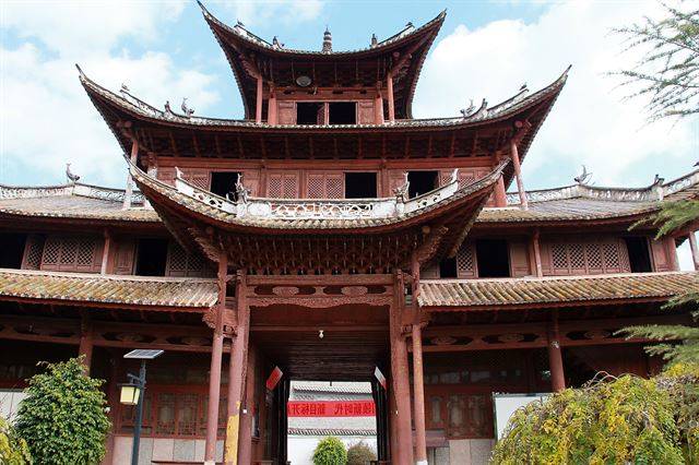 청진사 선예루.