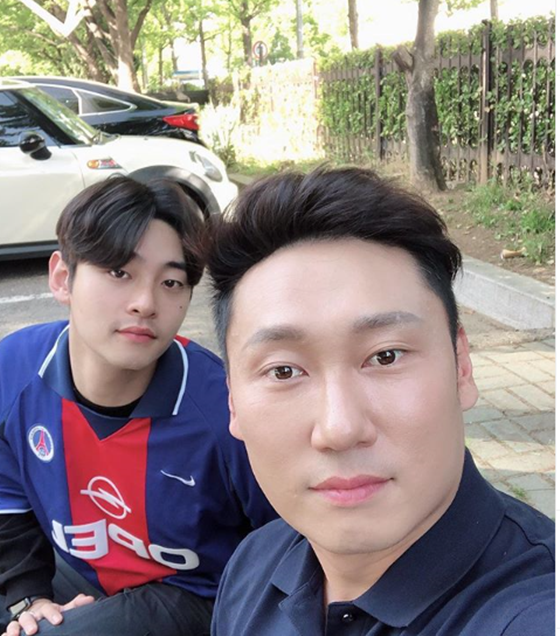 개그맨 이승윤과 그의 매니저 강현석 씨./사진=이승윤 인스타그램