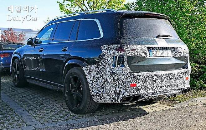 Mercedes AMG GLS 63(출처 오토미디어)