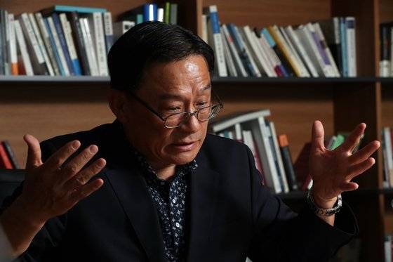 박찬주 전 육군 대장이 중앙일보 인터뷰에서 갑질 의혹을 벗기까지 과정을 설명하고 있다. 우상조 기자