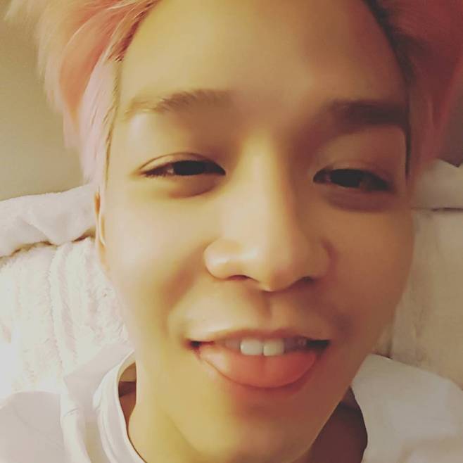 ▲ 강성훈이 후배 아이돌 외모 비하 논란에 휩싸였다. 출처l강성훈 SNS