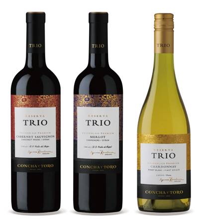 이마트 와인장터에서 9900원에 판매되는 `트리오 까버네쇼비뇽 멜롯·샤도네이` [사진 제공 = 이마트]