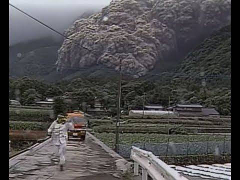 1991년 6월 3일 일본 운젠화산 쇄설류 분출 장면. 그날 경찰관 소방관과 기자, 학자 등 43명이 숨졌다. 유튜브 영상.