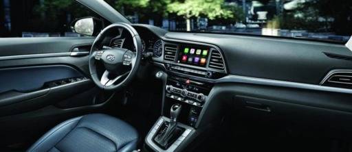 2019 아반떼 내부모습.