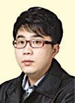 호주 맥쿼리대 통번역 대학원에서 석사학위를 받았으며 현재 배시원 영어교실 원장을 맡고있다.