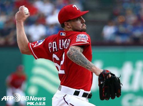 텍사스 신인 팔럼보는 3회를 버티지 못하고 무너졌다. 사진(美 알링턴)=ⓒAFPBBNews = News1