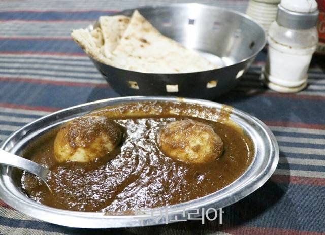 ▲ 자이살메르 milan restaurant 그커리