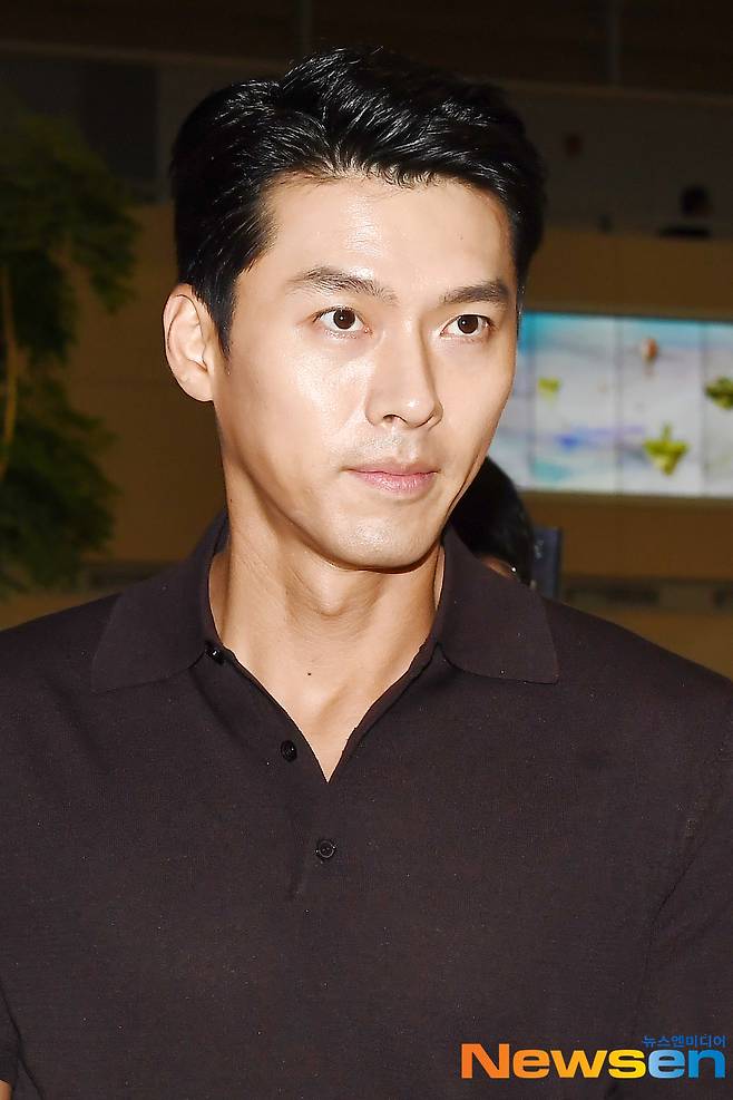 hyun bin shirt bench