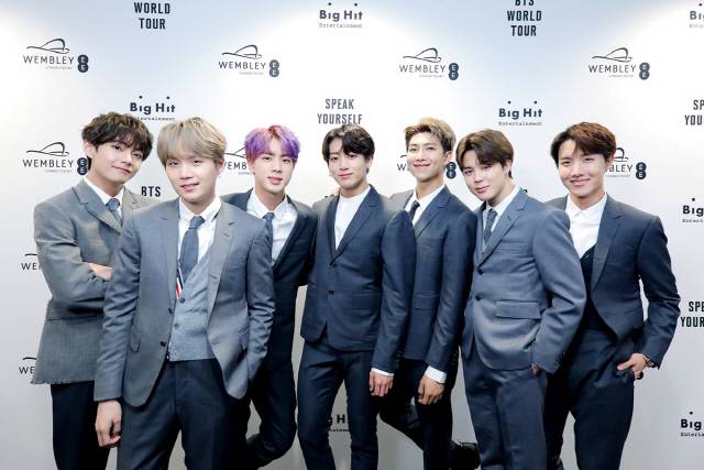 방탄소년단 멤버들의 모습. 방탄소년단은 현 매체 환경에 적극 대응한 성공 사례로 꼽힌다. /사진=빅히트엔터테인먼트