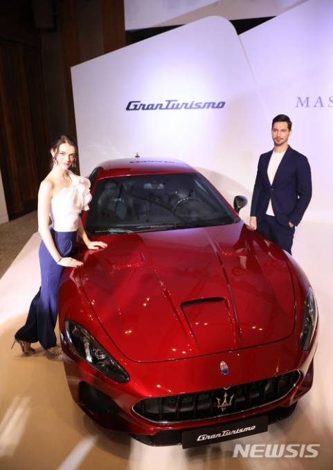 마세라티 '2018년형 그란투리스모'. [사진=뉴시스]