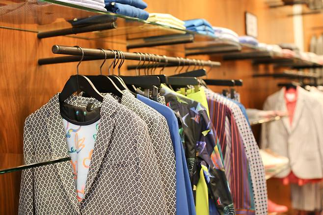 보기만 해도 기분 좋아지는 예쁜 옷, 득템의 기회는 널렸다