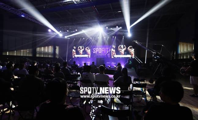 ▲ 스포티비가 올해 처음 개최하는 신개념 피트니스 대회 'SPOFIT(스포핏)'이 25일 오후 서울 서초구 서초종합체육관에서 열렸다. ⓒ 원지동, 곽혜미 기자
