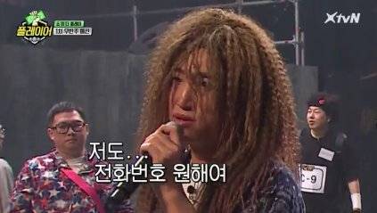 장동민이 미성년자 출연자에게 "전화번호를 원한다"고 말해 물의를 일으켰다. 문제가 된 방송 장면. [tvN 캡처]