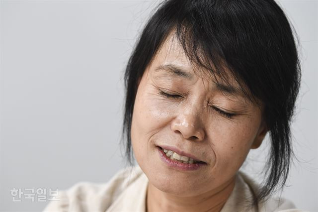 그는 종방연이냐, 남편이냐의 기로에서 고민 없이 남편을 선택했다. 이한호 기자