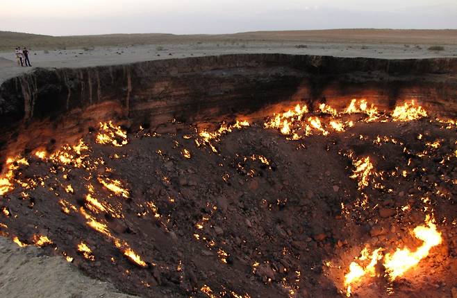 50년 가까이 불타고 있는 투르크메니스탄의 싱크홀, '지옥의 문' 사진 / 사진= AFP