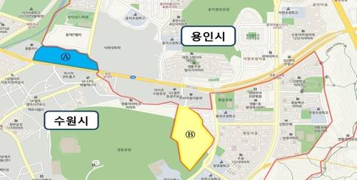 수원·용인 경계조정 시행 (수원=연합뉴스) 경기 수원시는 용인시와의 관할구역 변경에 관한 규정이 13일 시행됐다고 15일 밝혔다. 주민이 거주하는 시(市) 지역 행정구역이 조정된 것은 국내에서 처음이다.      이에 따라 수원시 원천동 42번 국도 주변 준주거지역 4만2천619.8㎡는 용인시로 , 용인시 영덕동 청명센트레빌 아파트 일대 8만5천961㎡는 수원시로 각각 편입됐다. 사진은 행정구역 조정 설명도. 2019.9.15 [수원시 제공. 재판매 및 DB 금지]      hedgehog@yna.co.kr