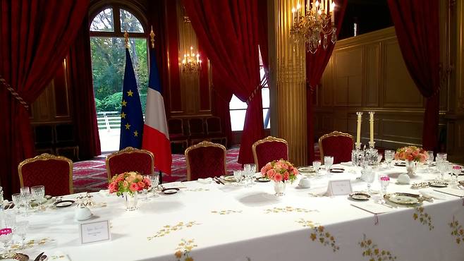 엘리제궁의 디너 테이블 © 김채인 통신원 제공