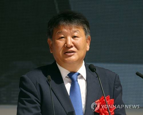 도쿄 한일교류행사장에 간 노태강 문체부 2차관 (도쿄=연합뉴스) 이세원 특파원 = 28일 일본 도쿄도(東京都) 지요다(千代田)구 히비야(日比谷)공원에서 열린 '한일축제한마당' 개회식에서 노태강 문화체육관광부 2차관이 축사를 하고 있다. 2019.9.28 sewonlee@yna.co.kr